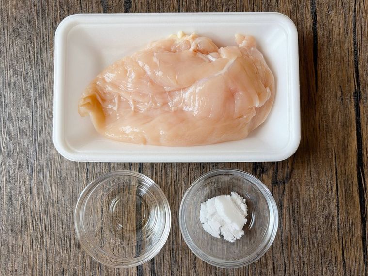 蒸し鶏の材料