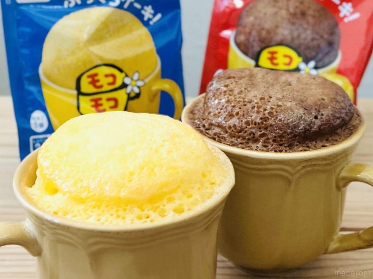 マグカップでふっくらケーキモコモコのバニラとチョコを作った様子