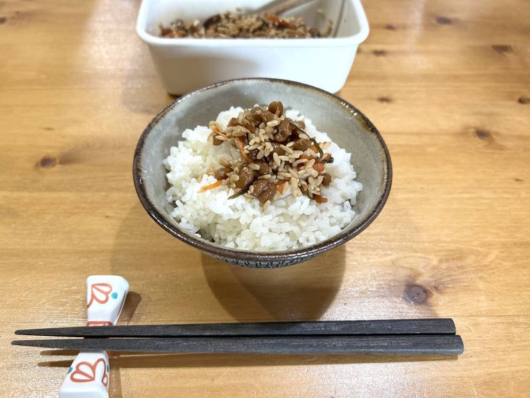 納豆麹を白米にトッピング