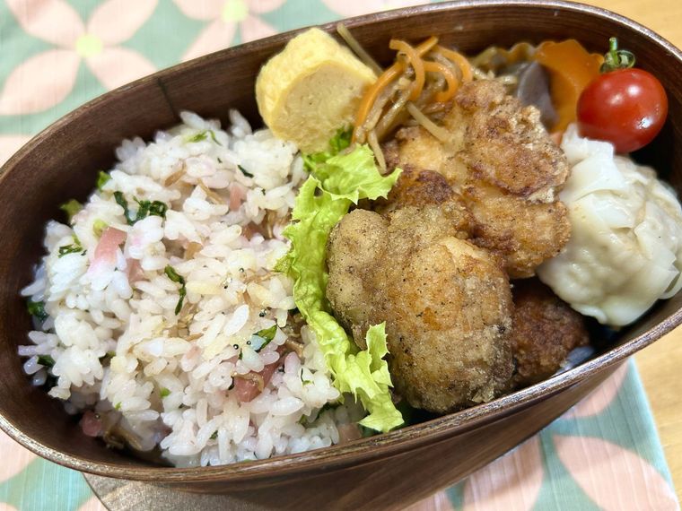 塩麹唐揚げ入りのお弁当