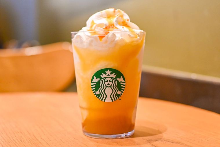 フラペチーノを正面から
