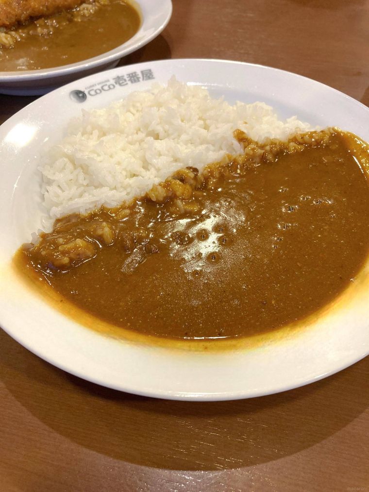 お皿にのったココイチのカレー