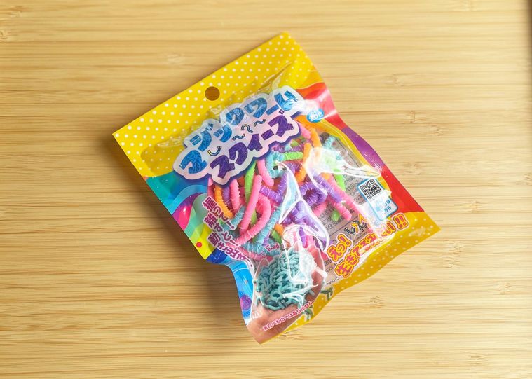 マジックワームスクイーズのパッケージ