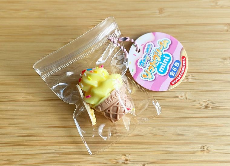 キャンドゥのソフトクリーム mini