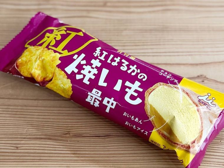 ファミリーマートの紅はるかの焼いも最中