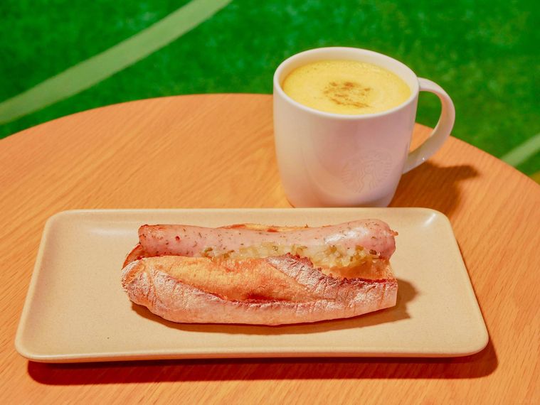 ハーブソーセージ スターバックス バゲットサンドとパンプキン スープチーノ
