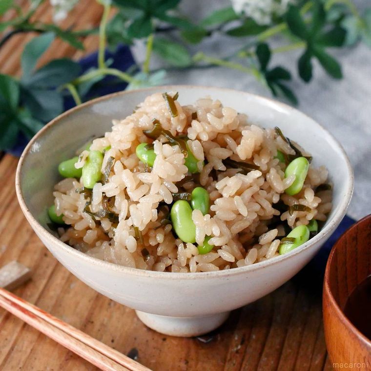 枝豆と塩昆布の炊き込みご飯