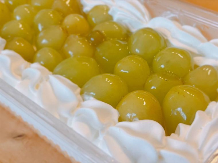 コストコのシャインマスカットスクープケーキ