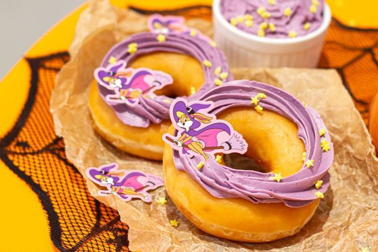 クリスピークリームドーナツローラ・バニーウィッチ ムラサキイモ