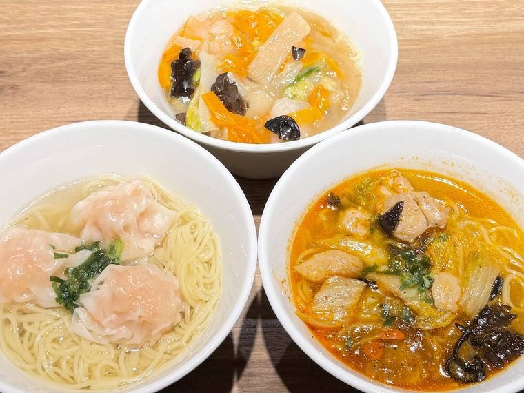 ミスタードーナツ香港風 ぷりぷり海老ワンタン麺広東風 とろとろ五目あんかけ麺四川風 辛辛やみつき麻辣麺