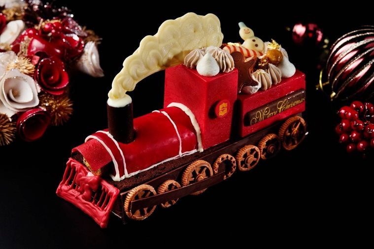 5. クリスマストレインケーキ