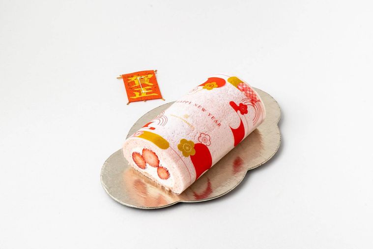 1. 新春巻きいちご