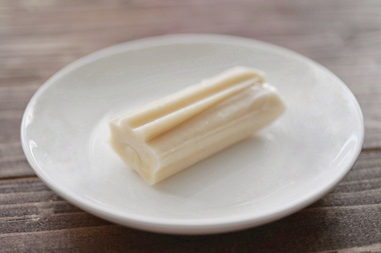 白い皿にのったちくわぶ