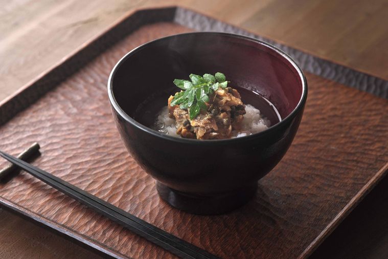 リニューアル商品鯛味噌茶漬け