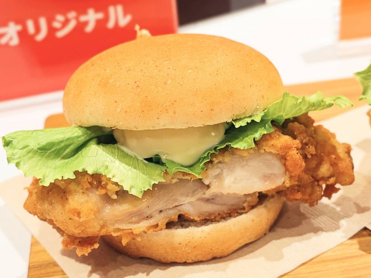 KFCのオリジナルチキンバーガー