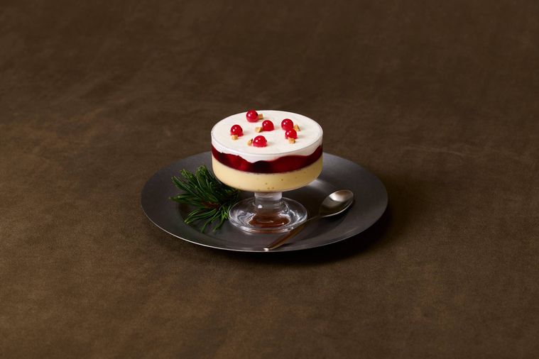 名古屋栄カフェ限定プリン・ア・ラ・モード シーズナル ラズベリー