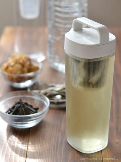 火を使わなくてもOK!冷蔵庫で作れる便利な「水だし」レシピ５選の画像