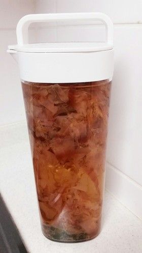 火を使わなくてもOK!冷蔵庫で作れる便利な「水だし」レシピ５選の画像