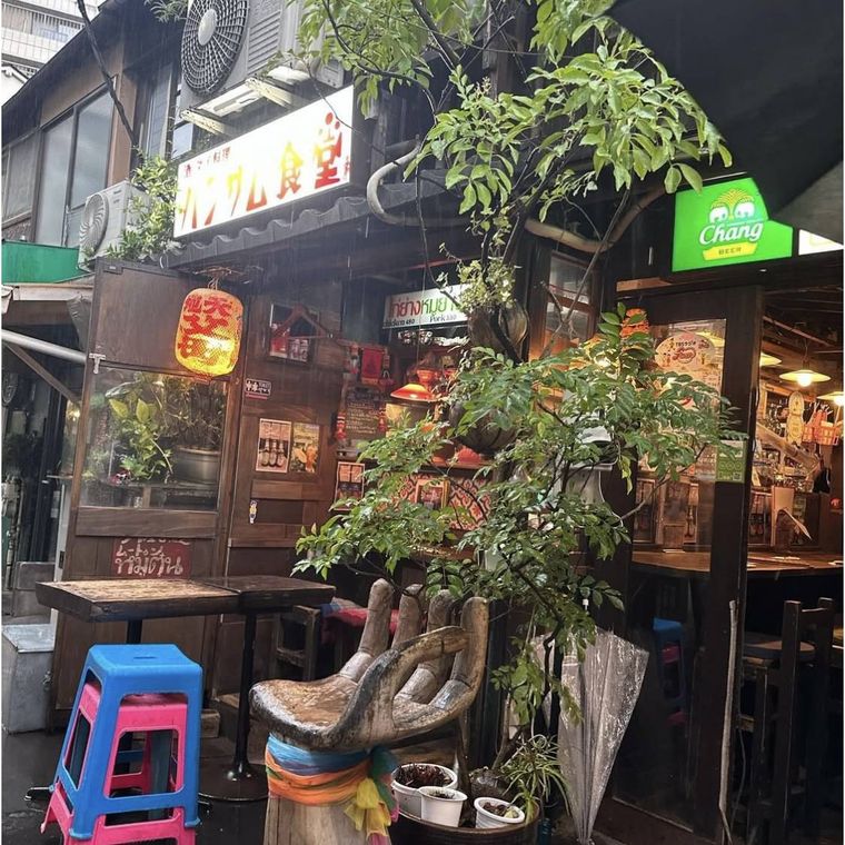 ハンサム食堂の外観