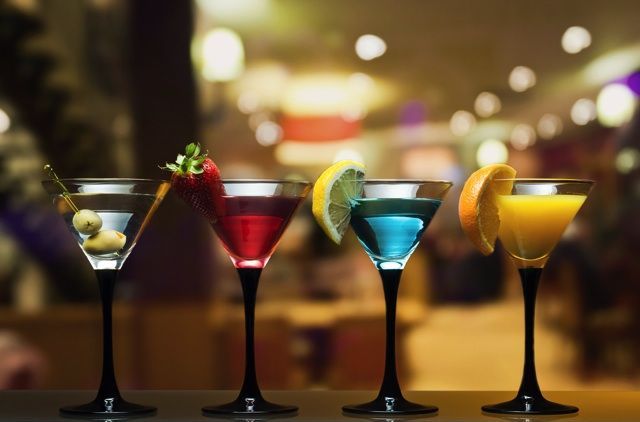 好きな人の前で飲んでない カクテル言葉 を知ろう 5ページ目 Macaroni