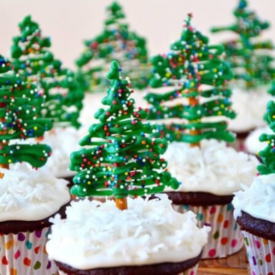 おうちでも豪華に楽しもう!「クリスマスツリーケーキ」のアイデアまとめ☆