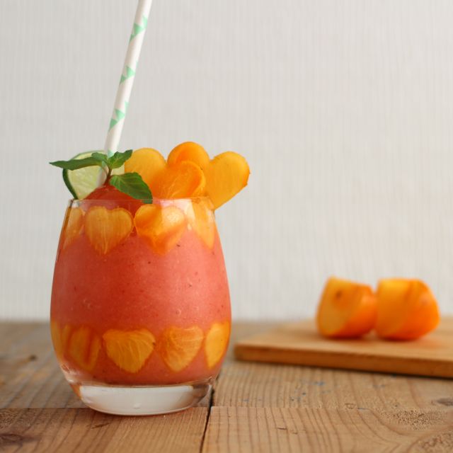 マンゴーピーチスムージーのレシピ