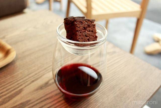 地域密着型のスタバとは?お酒も飲める「スタバ 自由が丘店」に密着!の画像