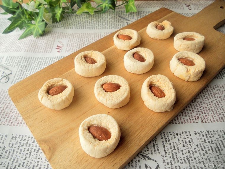 2つの材料で焼くだけ 簡単 マシュマロクッキー の作り方 Macaroni 2つの材料で焼くだけ 簡単 マシュマロクッキー の作り方 Macaroni