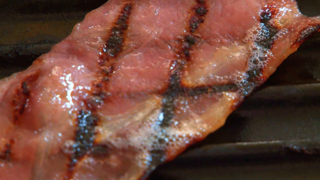 カリカリベーコンと卵とキャベツのシーザーサンドの作り方の画像