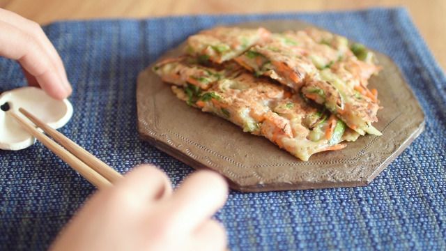 卵を使わずにカリッと焼いた野菜たくさんもちもちチヂミの作り方の画像