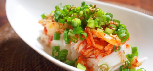 所要時間たったの5分！絶品おつまみ「長芋onキムチ」の作り方の画像