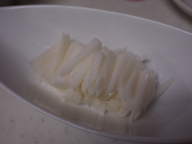 所要時間たったの5分！絶品おつまみ「長芋onキムチ」の作り方の画像