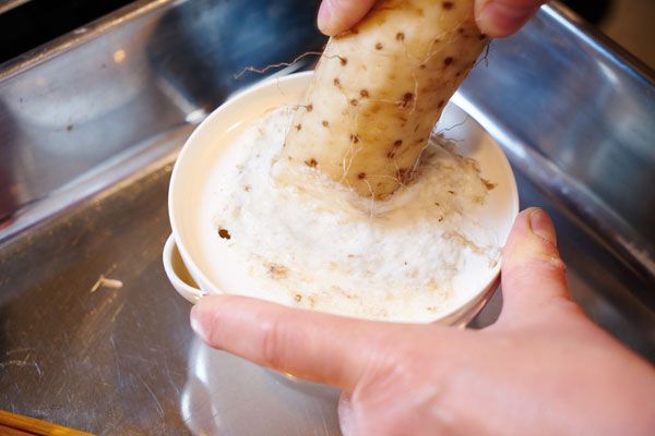 伊勢丹シェフが伝授します！体にやさしい山芋を使った簡単レシピの画像