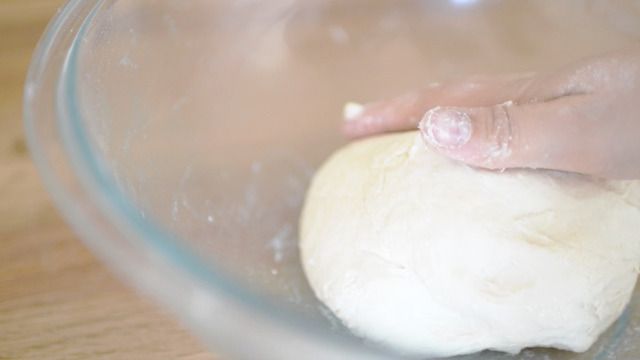 時短レシピ！2次発酵のいらない簡単フォカッチャの作り方の画像