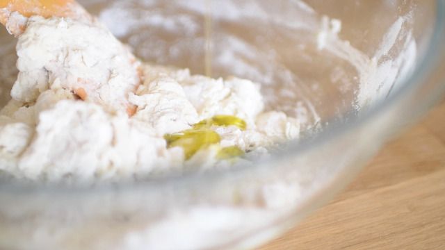 時短レシピ！2次発酵のいらない簡単フォカッチャの作り方の画像