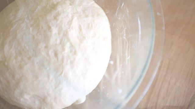 時短レシピ！2次発酵のいらない簡単フォカッチャの作り方の画像