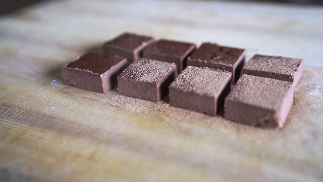 ダイエッターにもオススメ!? ヘルシーなオーガニック生チョコレートの作り方の画像