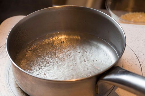 伊勢丹シェフが伝授！ 手順で差が付く絶品「すき焼き」の作り方の画像