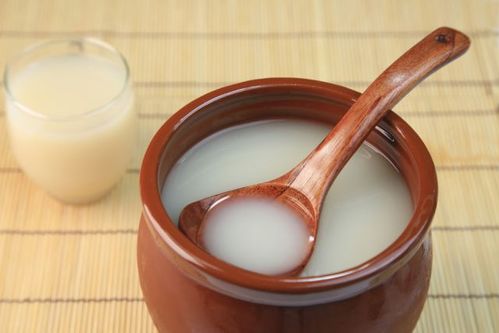 意外な割り方に驚き 韓国の発酵酒 マッコリ のおいしい飲み方 Macaroni