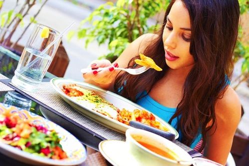 あなたは大丈夫早食いが体にもたらす悪影響とは