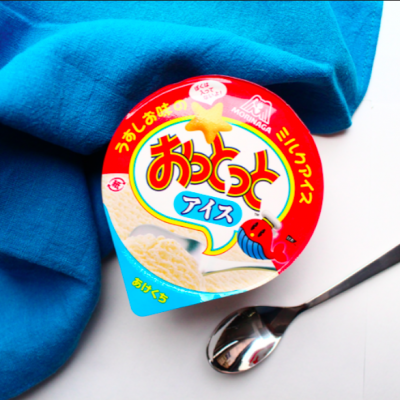 驚きの再現度!ファミリーマート限定「おっとっとアイス」を食べてみた