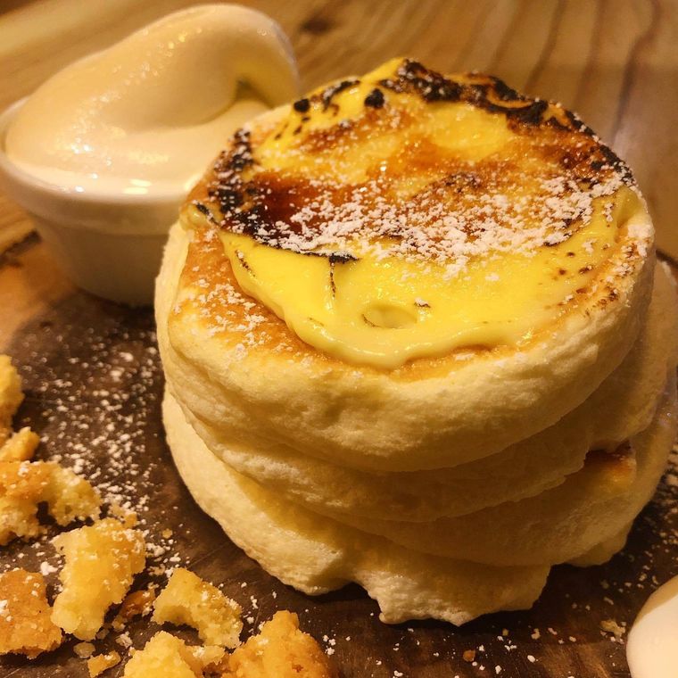 パネルカフェのブリュレパンケーキ