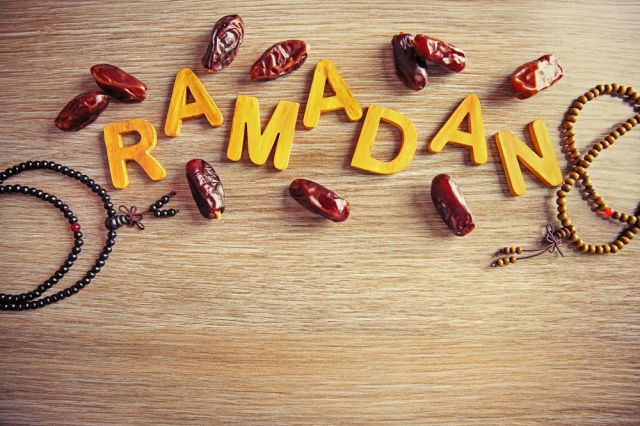 1ヶ月断食「ラマダン」を徹底解説。ルールや断食後の食事法とは - macaroni