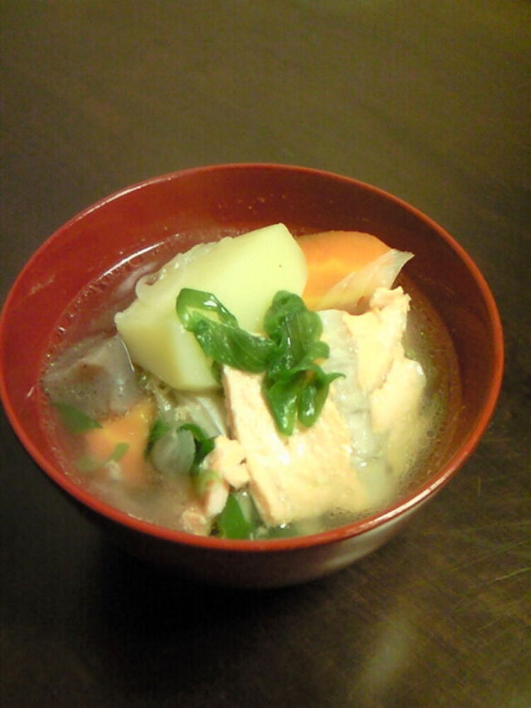 濃厚な魚介の旨みが特徴！青森県の郷土料理「じゃっぱ汁」の由来とは？レシピからおすすめ店までご紹介 macaroni