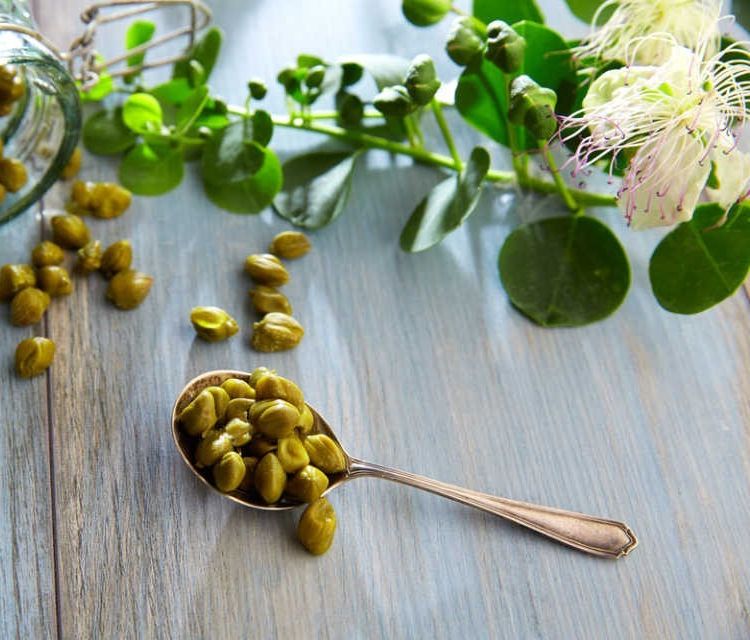 ケッパー ケイパーとは 特徴から歴史 代用方法まで解説 Macaroni