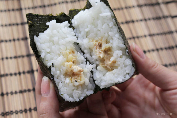 いま食べたいコンビニおにぎり35品を実食。ツナマヨランキング1位はどこ？の画像