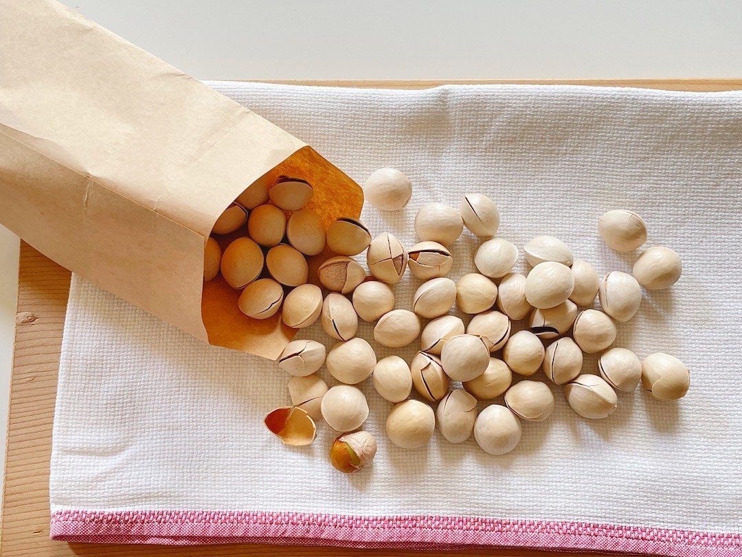 電子レンジで簡単 銀杏の殻を簡単にむく方法と保存方法 Macaroni