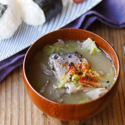 「鯖缶ダイエット」のやり方・効果は？簡単レシピ6選も【管理栄養士執筆】