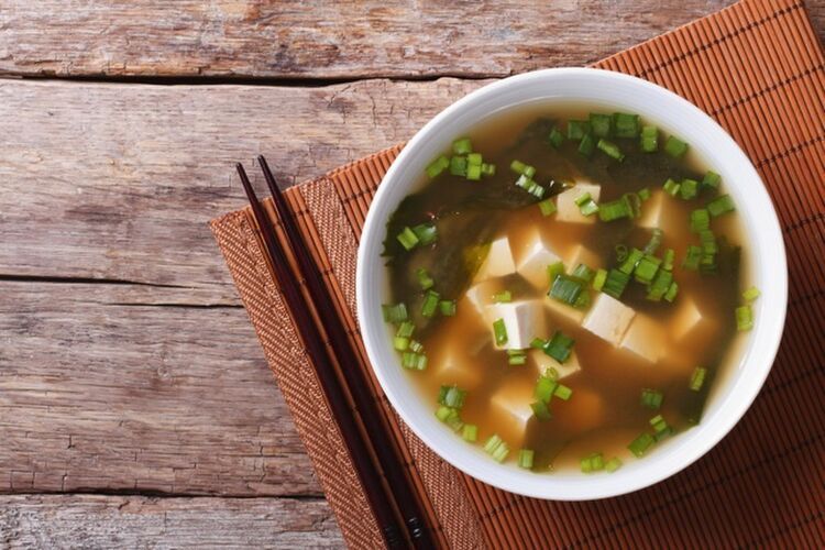 「味の素」のうまみ成分を解剖!料理がグッとおいしくなる秘密の原料とは?の画像
