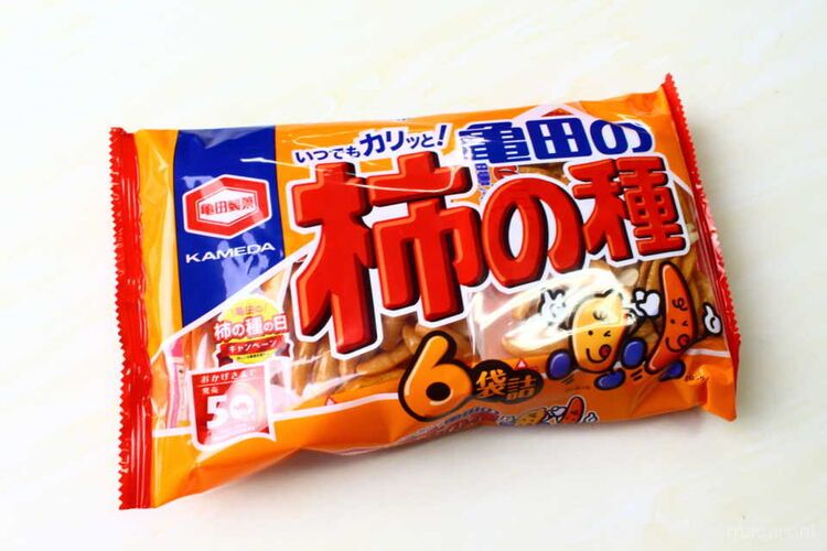 柿の種に話のタネが！パケ裏の「こばなしのたね」に人生が詰まってた